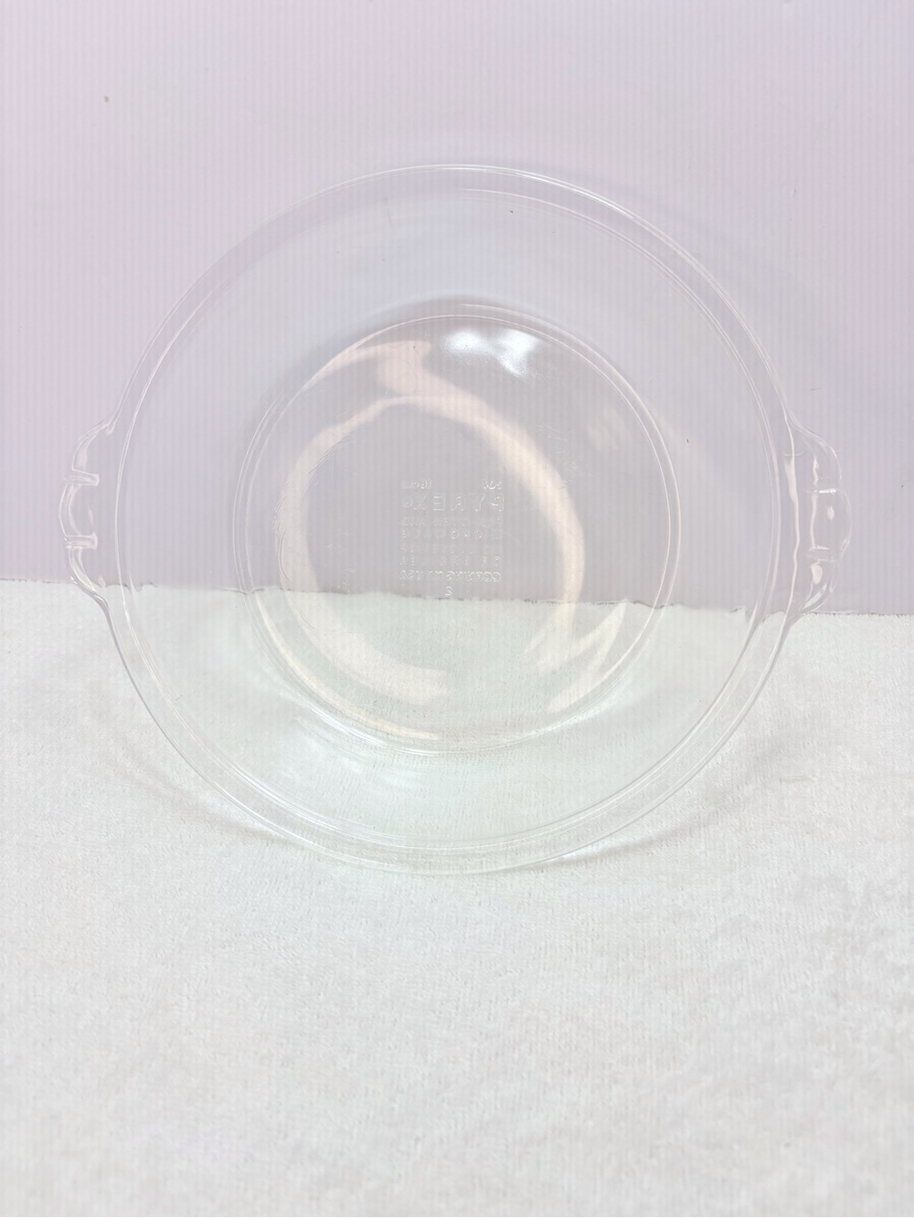 Vintage Pyrex Clear Pie dish with beautiful scalloped handles